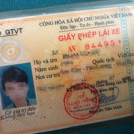 Giảm phí đổi giấy phép lái xe, cấp hộ chiếu trực tuyến